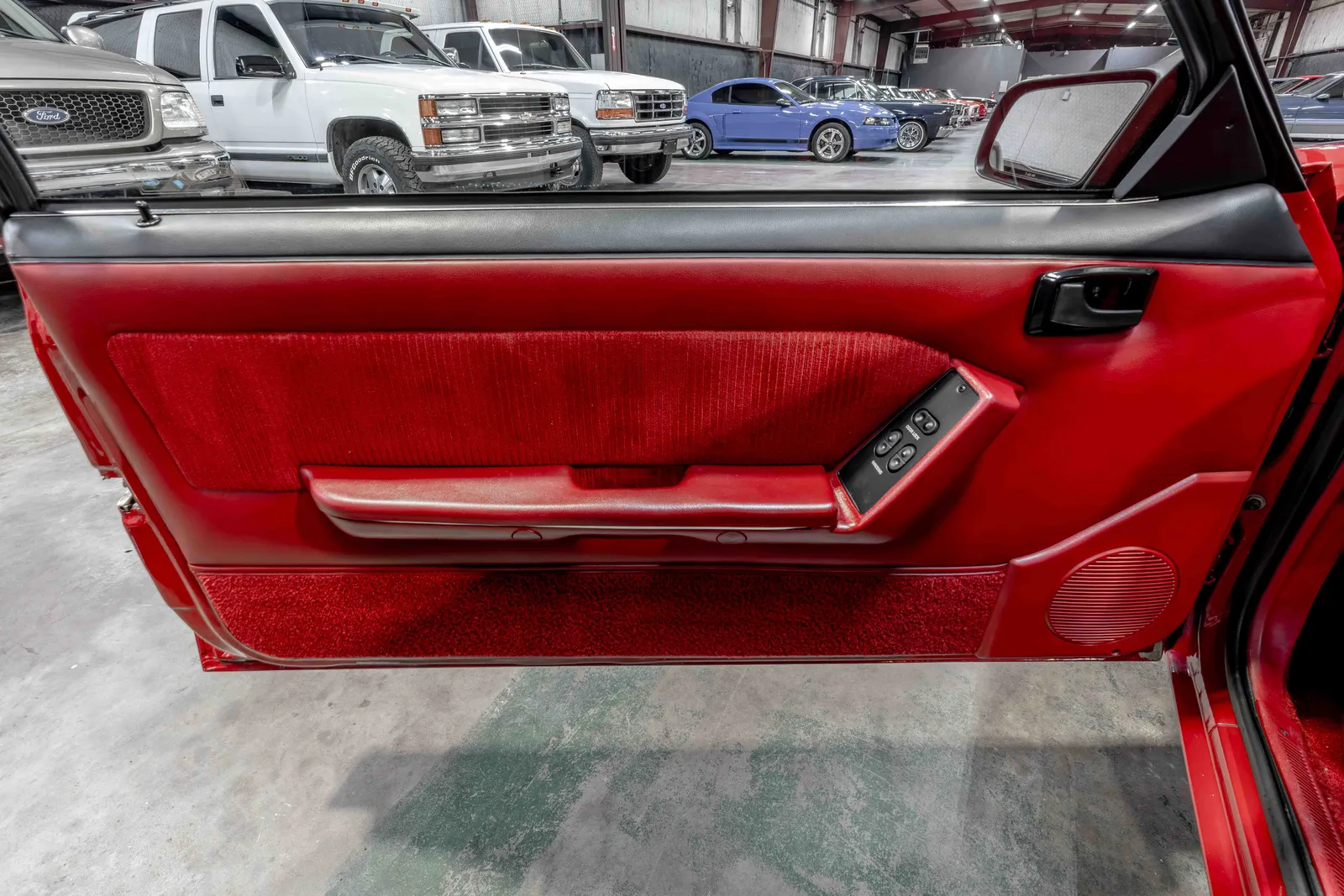 1989-Ford-Mustang-LX Coupe-Scarlet-Red-1FABP40E6KF218912-44.jpg